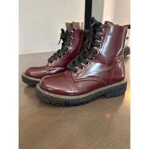 Callaway cushionaire memory foam side zip maroon women’s boats size 8M